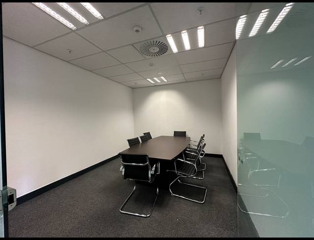 488M² OFFICE TO LET IN CENTURION CENTRAL
